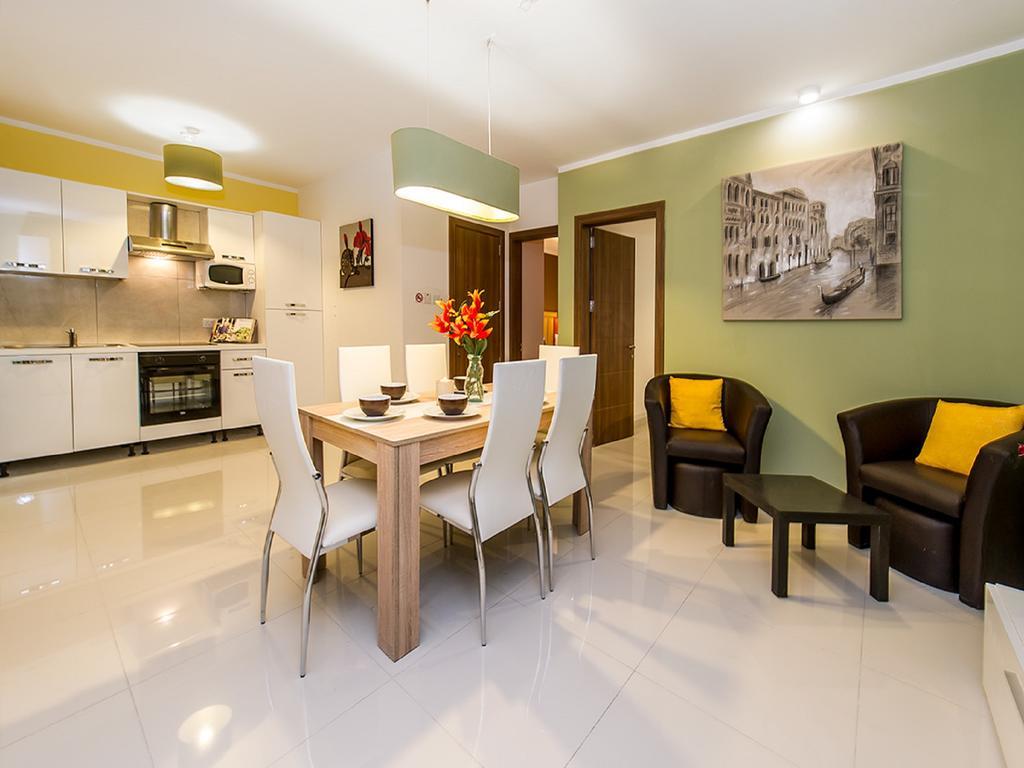 Bayside Apartments Saint Julian's Екстер'єр фото